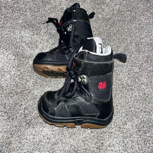 Burton freestyle toddler snowboard boots. Euc 11c